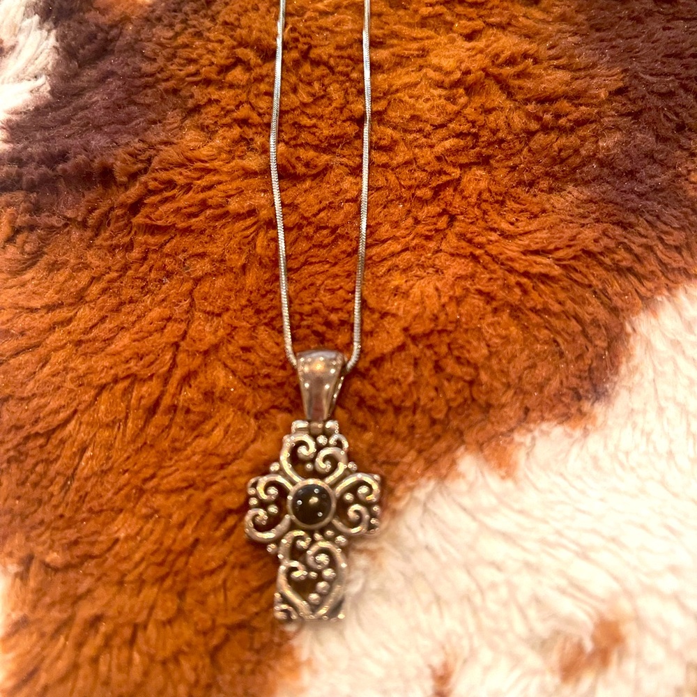 Bali Indonesia pendent. Sterling silver